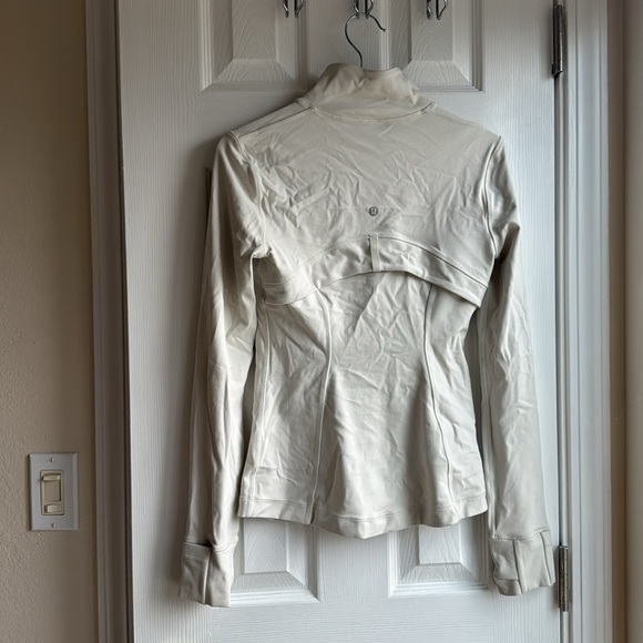 White Lululemon Define Jacket in Size 4 - Picture 4 of 5